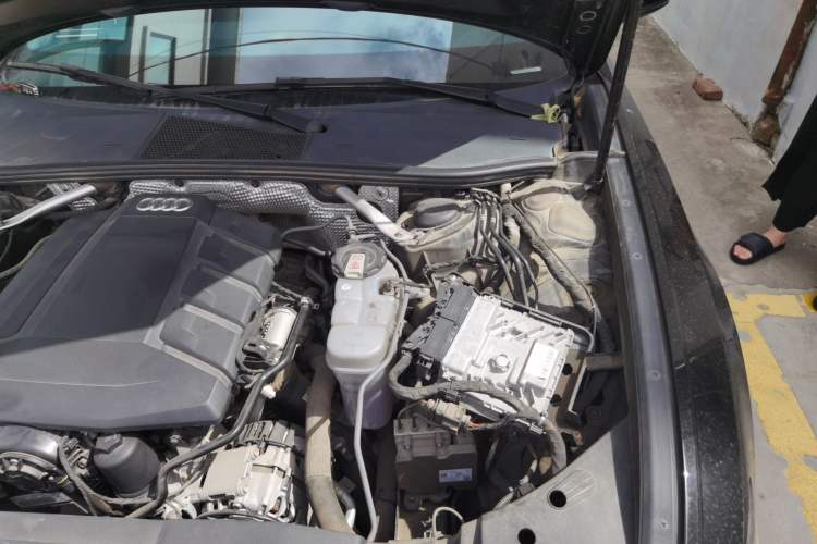 Used Audi A6L 2021 45 TFSI Prestige Dynamic Edition Engine Bay Left