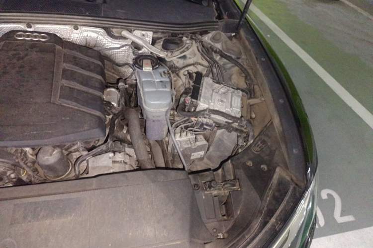 Used Audi A6L 2021 40 TFSI Luxury Dynamic Edition Engine Bay Left