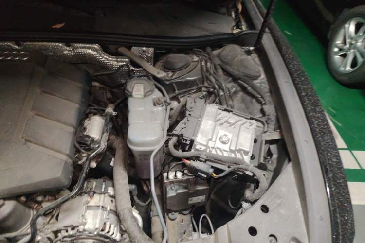Used Audi A6L 2021 40 TFSI Luxury Prestige Edition Engine Bay Left