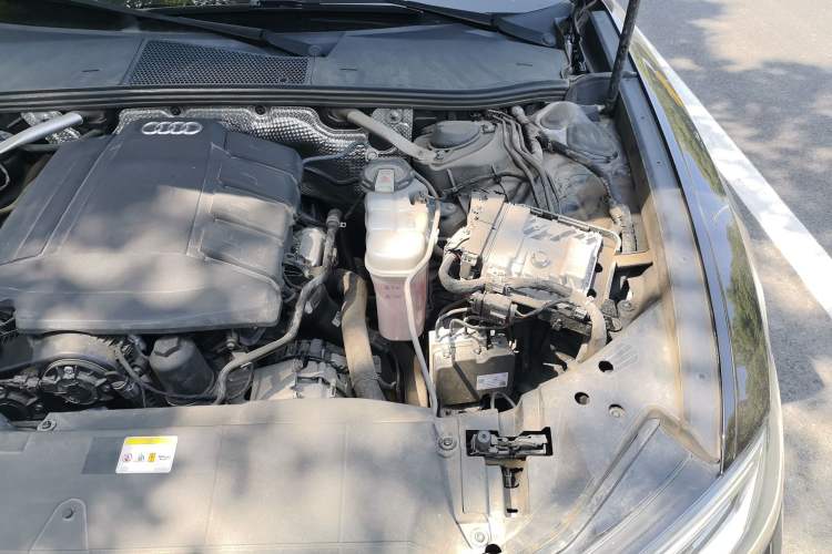 Used Audi A6L 2021 45 TFSI Prestige Dynamic Edition Engine Bay Left