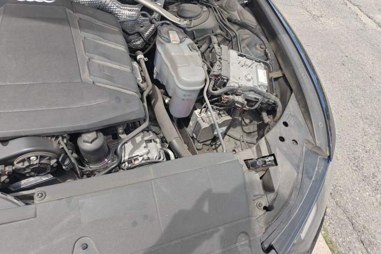 Used Audi A6L 2021 45 TFSI Prestige Dynamic Edition Engine Bay Left