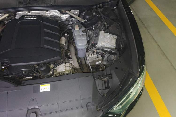 Used Audi A6L 2021 45 TFSI Prestige Elegant Edition Engine Bay Left