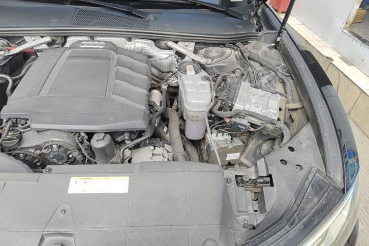 Used Audi A6L 2021 45 TFSI Prestige Dynamic Edition Engine Bay Left
