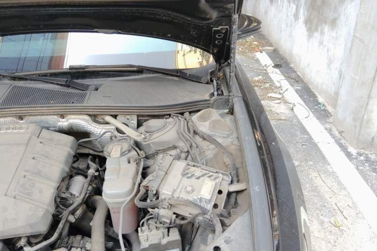 Used Audi A6L 2021 45 TFSI Enjoy Life Edition Engine Bay Left