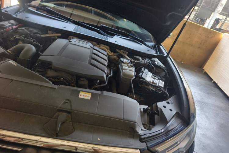 Used Audi A6L 2021 45 TFSI Prestige Dynamic Edition Engine Bay Left