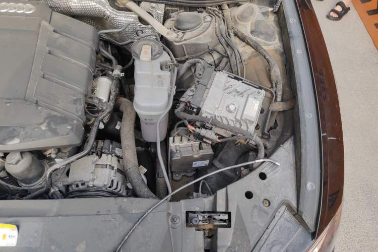Used Audi A6L 2021 45 TFSI Prestige Elegant Edition Engine Bay Left