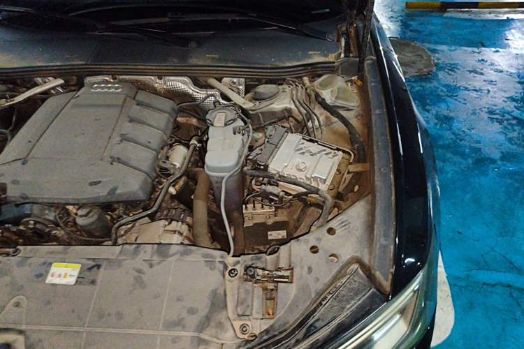 Used Audi A6L 2021 45 TFSI Enjoy Life Edition Engine Bay Left