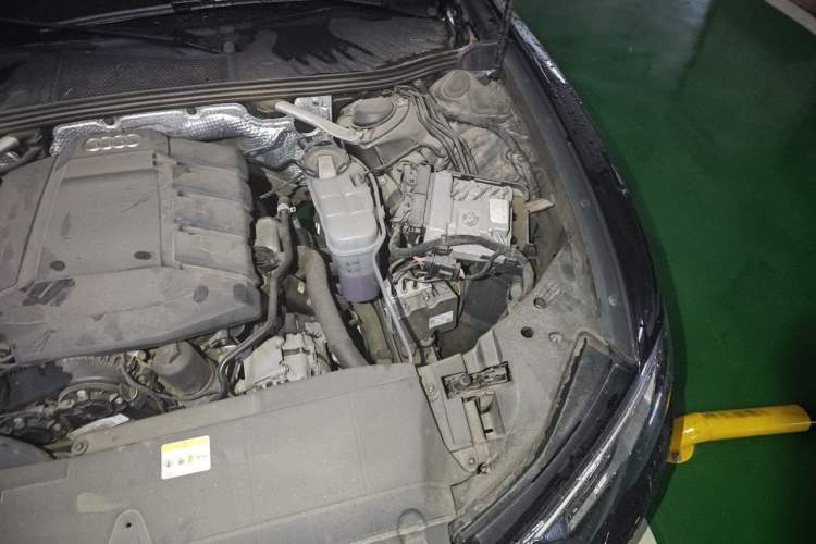 Used Audi A6L 2021 40 TFSI Luxury Prestige Edition Engine Bay Left