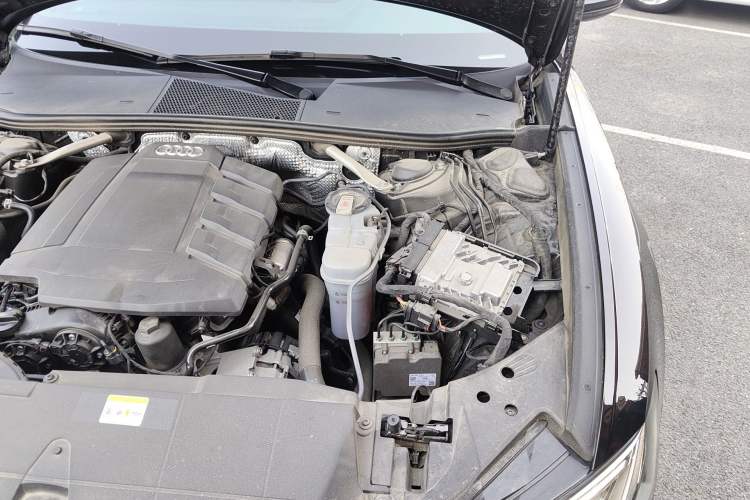 Used Audi A6L 2021 45 TFSI Prestige Dynamic Edition Engine Bay Left