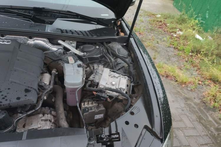 Used Audi A6L 2021 45 TFSI Enjoy Life Edition Engine Bay Left