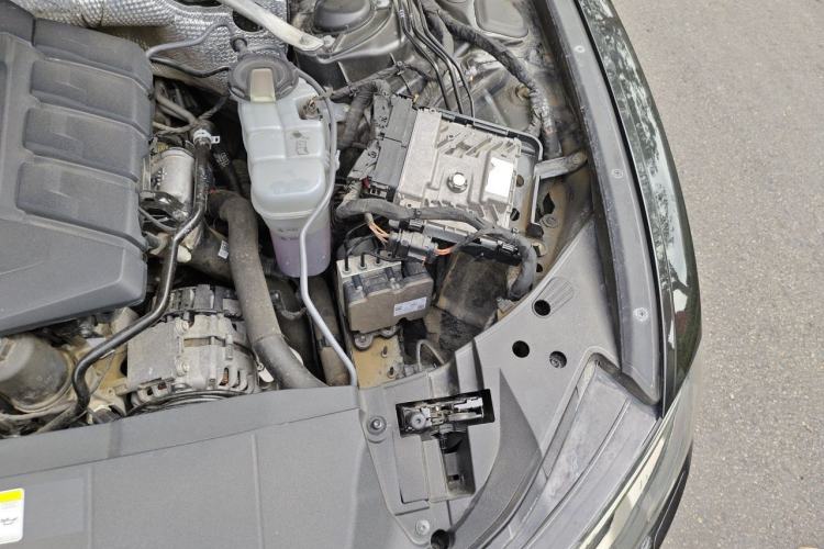 Used Audi A6L 2021 40 TFSI Luxury Dynamic Edition Engine Bay Left