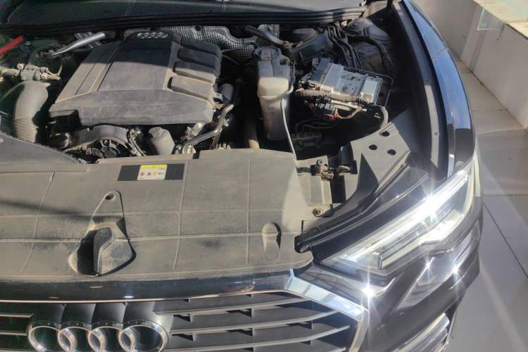 Used Audi A6L 2021 40 TFSI Luxury Dynamic Edition Engine Bay Left