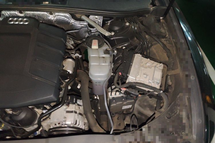 Used Audi A6L 2021 40 TFSI Luxury Prestige Edition Engine Bay Left