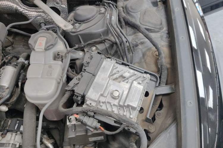 Used Audi A6L 2021 45 TFSI quattro Prestige Dynamic Edition Engine Bay Left