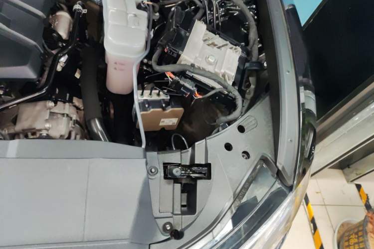 Used Audi A6L 2021 45 TFSI Prestige Dynamic Edition Engine Bay Left