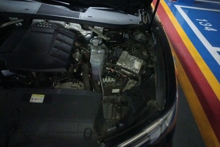 Used Audi A6L 2021 45 TFSI Prestige Dynamic Edition Engine Bay Left