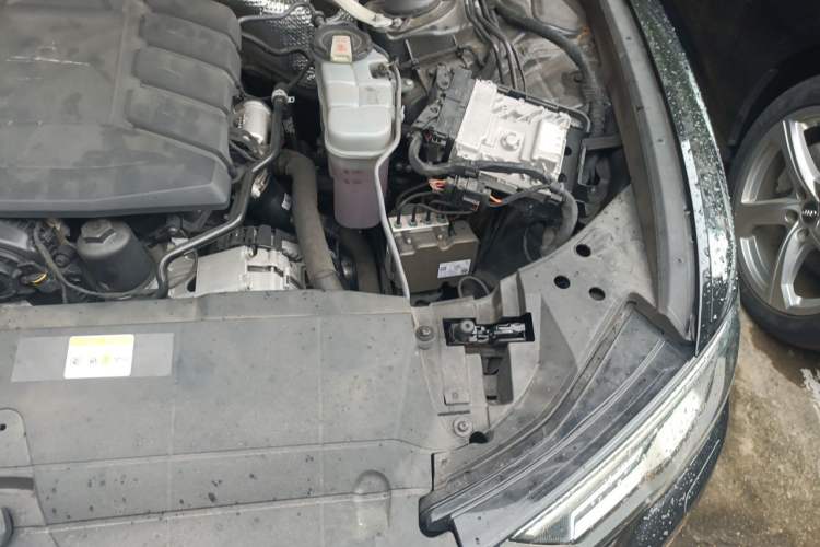 Used Audi A6L 2021 45 TFSI quattro Prestige Elegant Edition Engine Bay Left