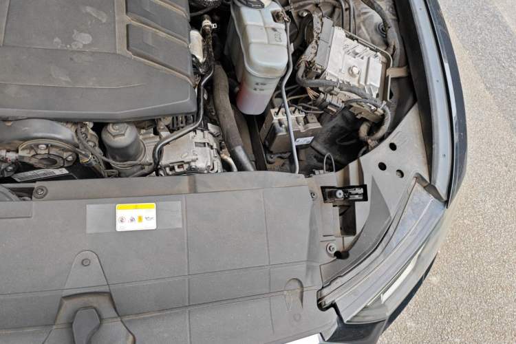 Used Audi A6L 2021 45 TFSI Prestige Elegant Edition Engine Bay Left