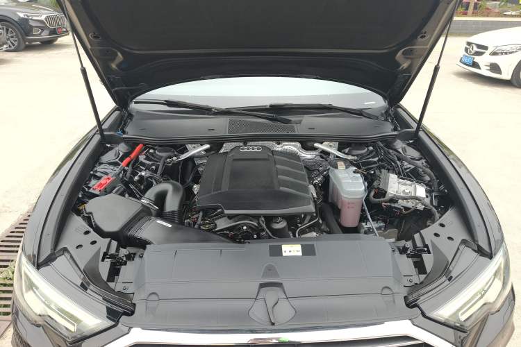 Used Audi A6L 2021 40 TFSI Luxury Dynamic Edition Engine Bay