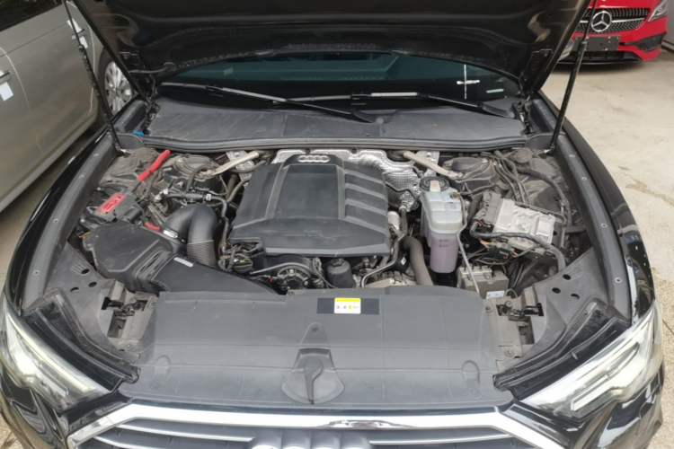 Used Audi A6L 2021 40 TFSI Luxury Dynamic Edition Engine Bay