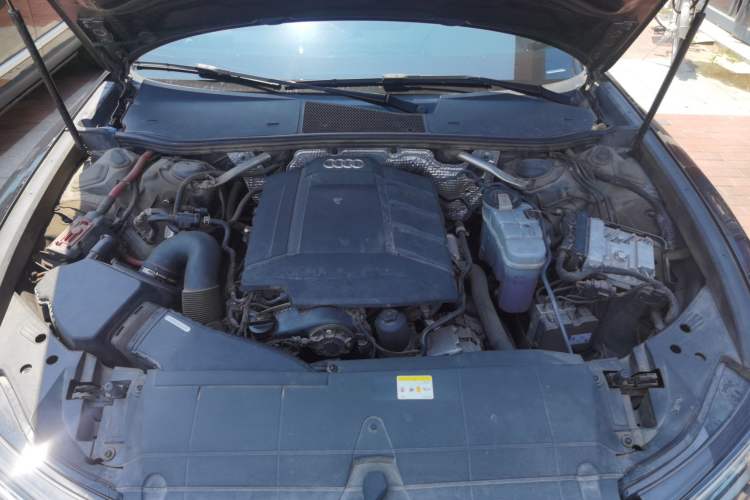 Used Audi A6L 2021 40 TFSI Luxury Dynamic Edition Engine Bay