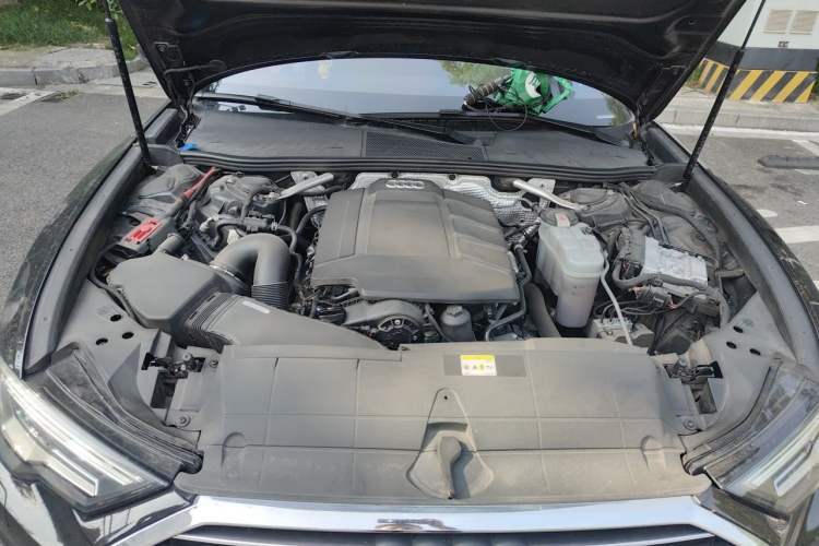 Used Audi A6L 2021 45 TFSI Prestige Dynamic Edition Engine Bay