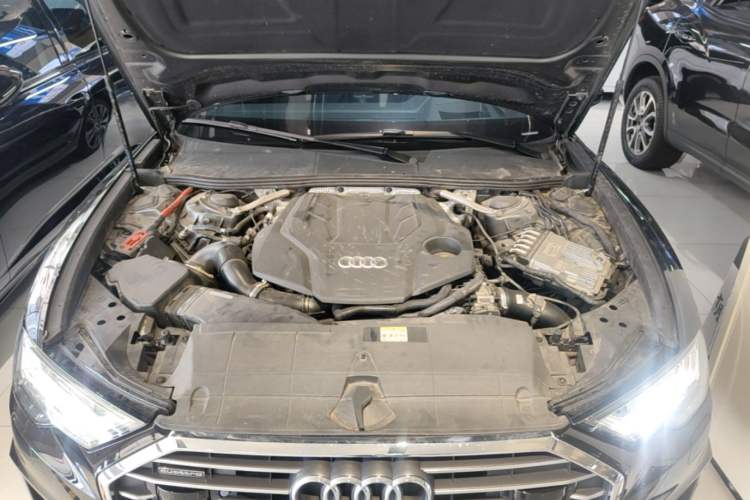 Used Audi A6L 2021 55 TFSI quattro Flagship Dynamic Model Engine Bay