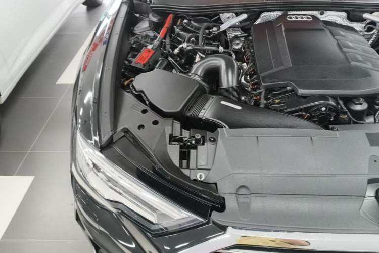 Used Audi A6L 2021 45 TFSI quattro Prestige Dynamic Edition Engine Bay Right