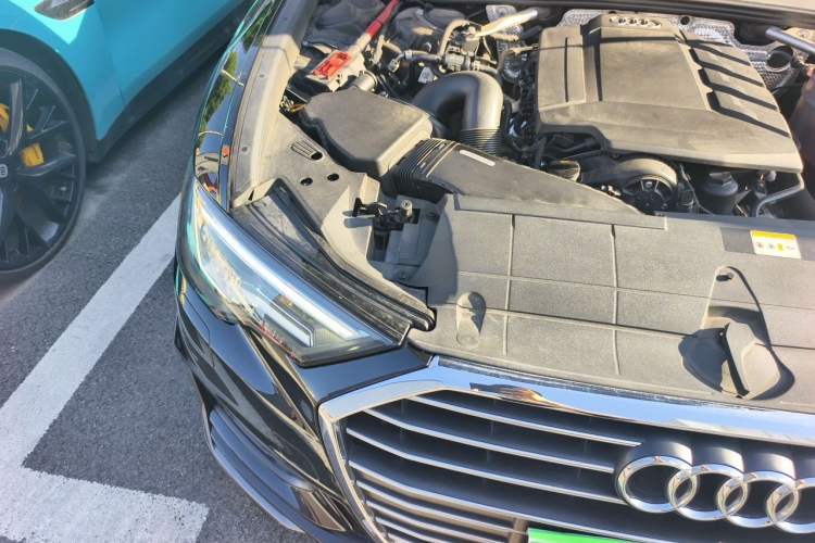 Used Audi A6L 2021 40 TFSI Luxury Dynamic Edition Engine Bay Right