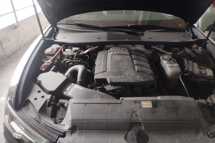 Used Audi A6L 2021 40 TFSI Luxury Dynamic Edition Engine Bay Right
