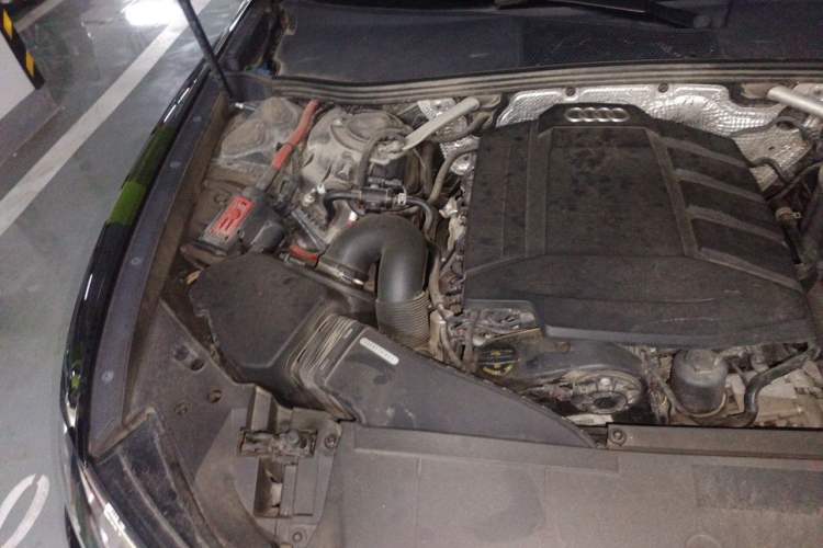 Used Audi A6L 2021 40 TFSI Luxury Dynamic Edition Engine Bay Right