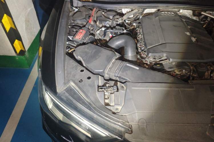 Used Audi A6L 2021 40 TFSI Luxury Dynamic Edition Engine Bay Right