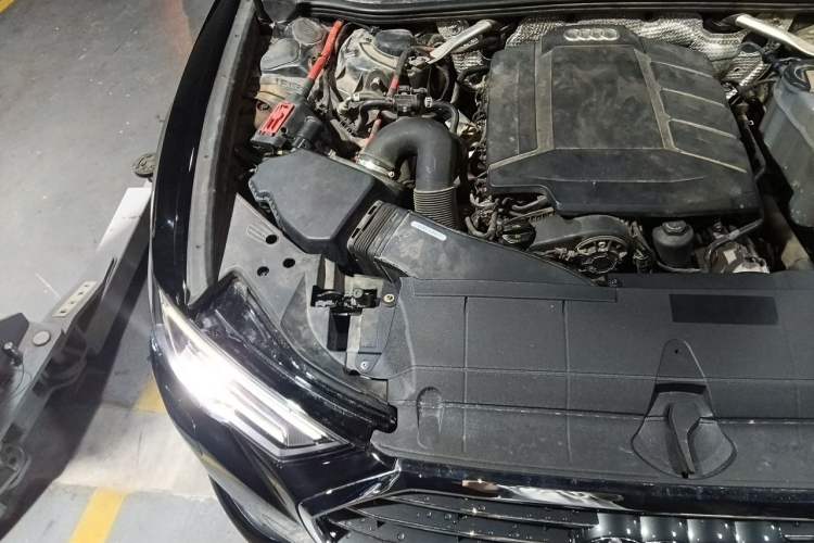 Used Audi A6L 2021 40 TFSI Luxury Prestige Edition Engine Bay Right