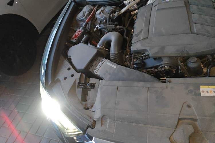 Used Audi A6L 2021 40 TFSI Luxury Prestige Edition Engine Bay Right