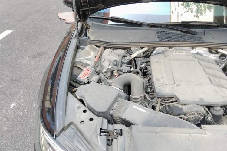 Used Audi A6L 2021 45 TFSI Enjoy Life Edition Engine Bay Right