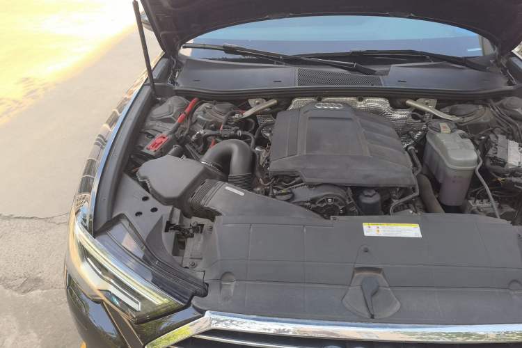 Used Audi A6L 2021 45 TFSI Prestige Elegant Edition Engine Bay Right