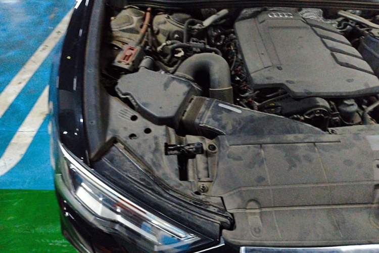 Used Audi A6L 2021 45 TFSI Enjoy Life Edition Engine Bay Right