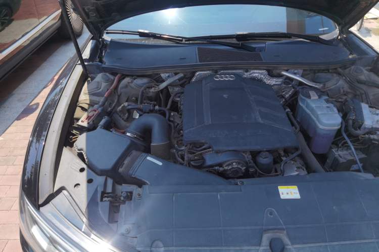 Used Audi A6L 2021 40 TFSI Luxury Dynamic Edition Engine Bay Right