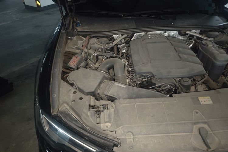 Used Audi A6L 2021 40 TFSI Luxury Dynamic Edition Engine Bay Right