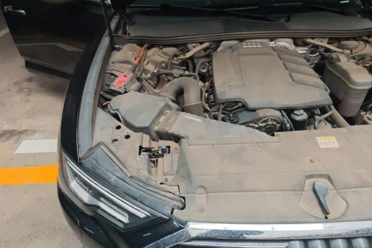 Used Audi A6L 2021 40 TFSI Luxury Prestige Edition Engine Bay Right