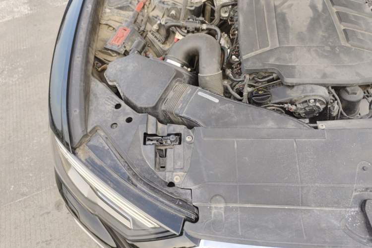 Used Audi A6L 2021 40 TFSI Luxury Dynamic Edition Engine Bay Right