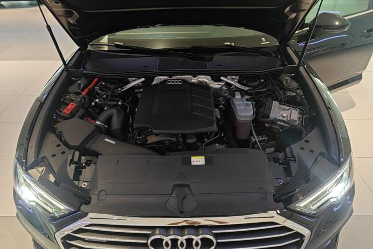 Used Audi A6L 2021 45 TFSI quattro Prestige Dynamic Edition Engine Bay