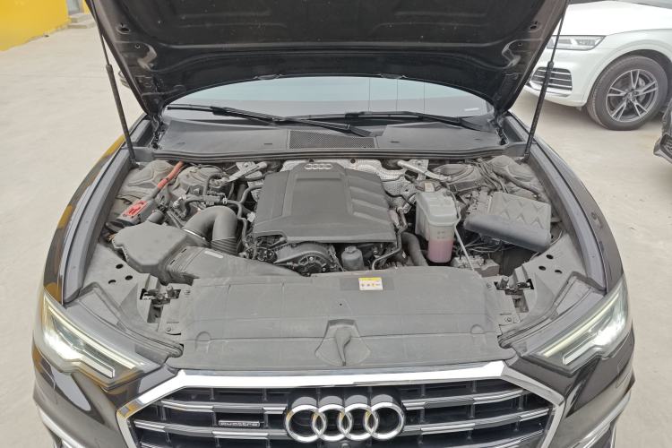 Used Audi A6L 2021 40 TFSI Luxury Dynamic Edition Engine Bay