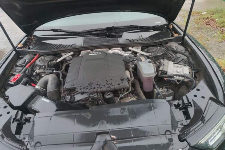 Used Audi A6L 2021 45 TFSI Enjoy Life Edition Engine Bay