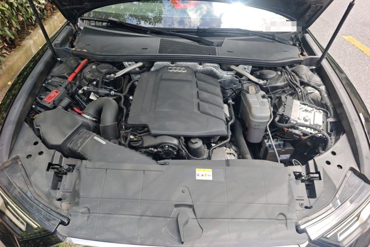 Used Audi A6L 2021 40 TFSI Luxury Dynamic Edition Engine Bay