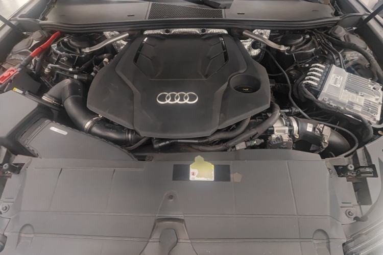 Used Audi A6L 2021 55 TFSI quattro Flagship Dynamic Model Engine Bay