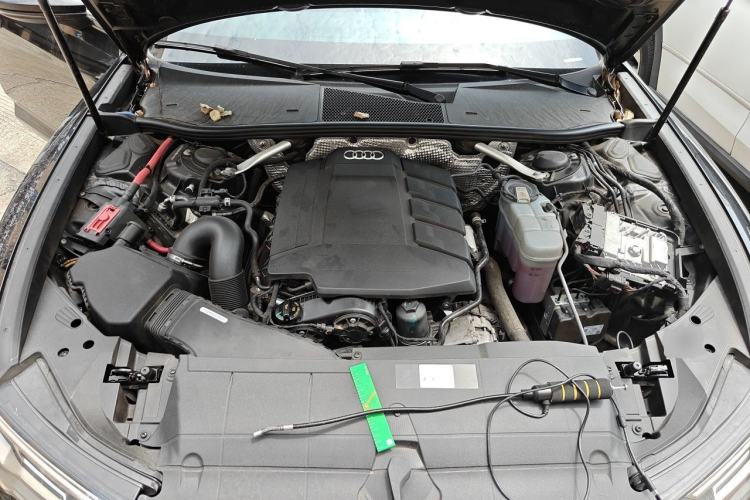 Used Audi A6L 2021 40 TFSI Luxury Dynamic Edition Engine Bay