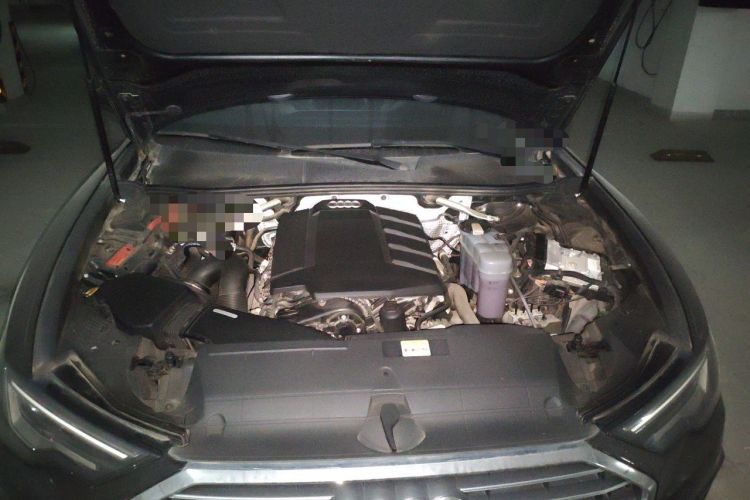 Used Audi A6L 2021 40 TFSI Luxury Dynamic Edition Engine Bay