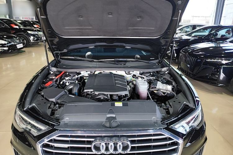 Used Audi A6L 2021 40 TFSI Luxury Dynamic Edition Engine Bay