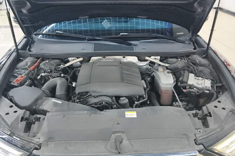 Used Audi A6L 2021 45 TFSI Prestige Dynamic Edition Engine Bay